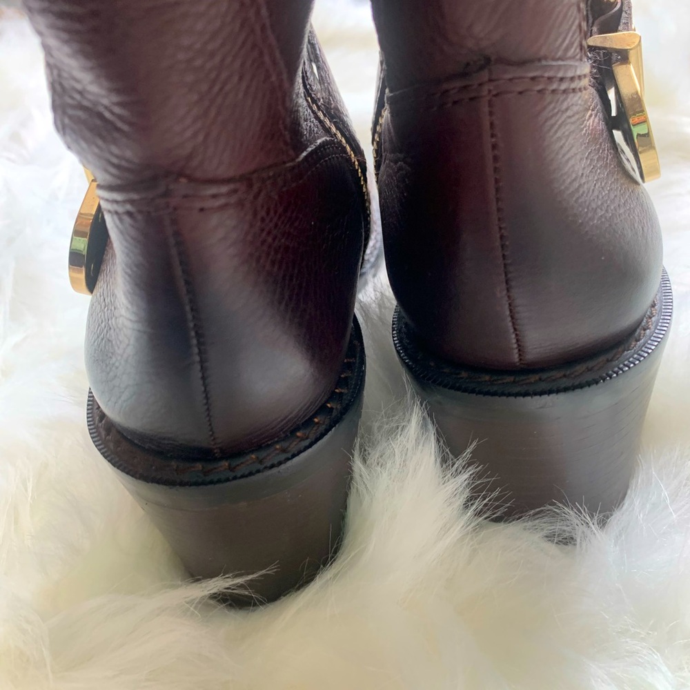 Vince Camuto Brown Heeled Boots - Picture 12 of 15